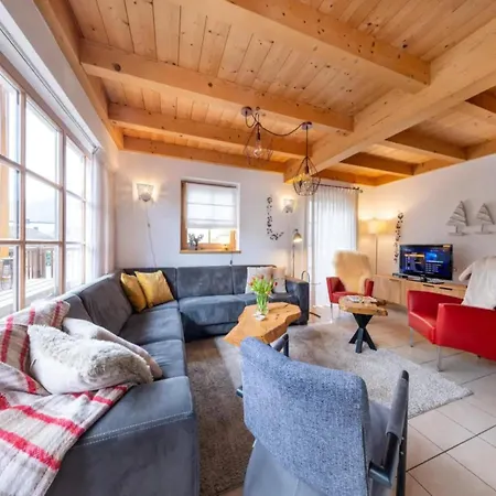 Authentic Mountain Retreat For 12 Vakantiehuis *