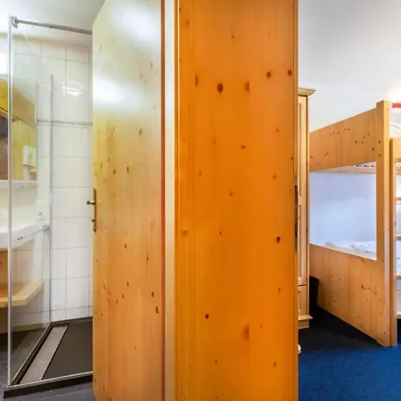 Authentic Mountain Retreat For 12 * Wald im Pinzgau