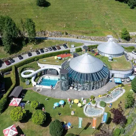 Authentic Mountain Retreat For 12 Vakantiehuis Wald im Pinzgau