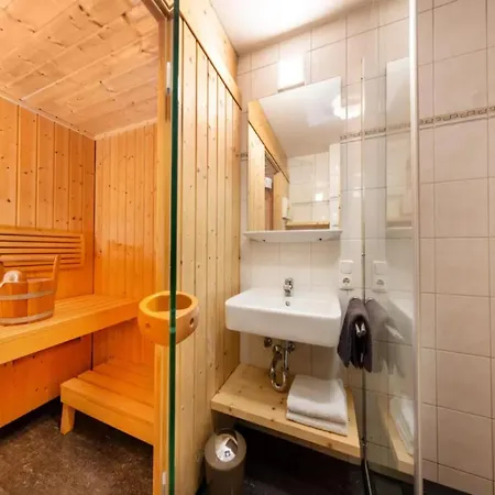 Vakantiehuis Authentic Mountain Retreat For 12 Wald im Pinzgau