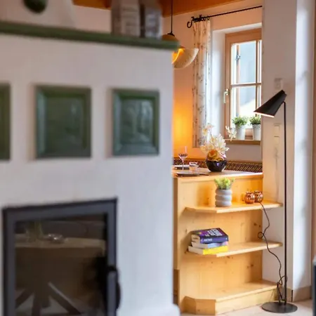 Vakantiehuis Authentic Mountain Retreat For 12 Wald im Pinzgau